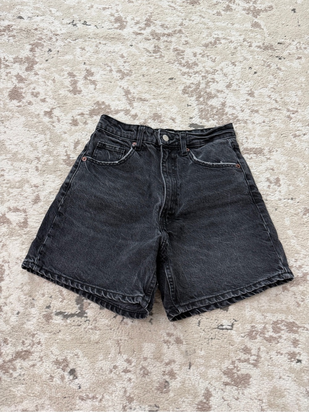 Zara black denim shorts size 4